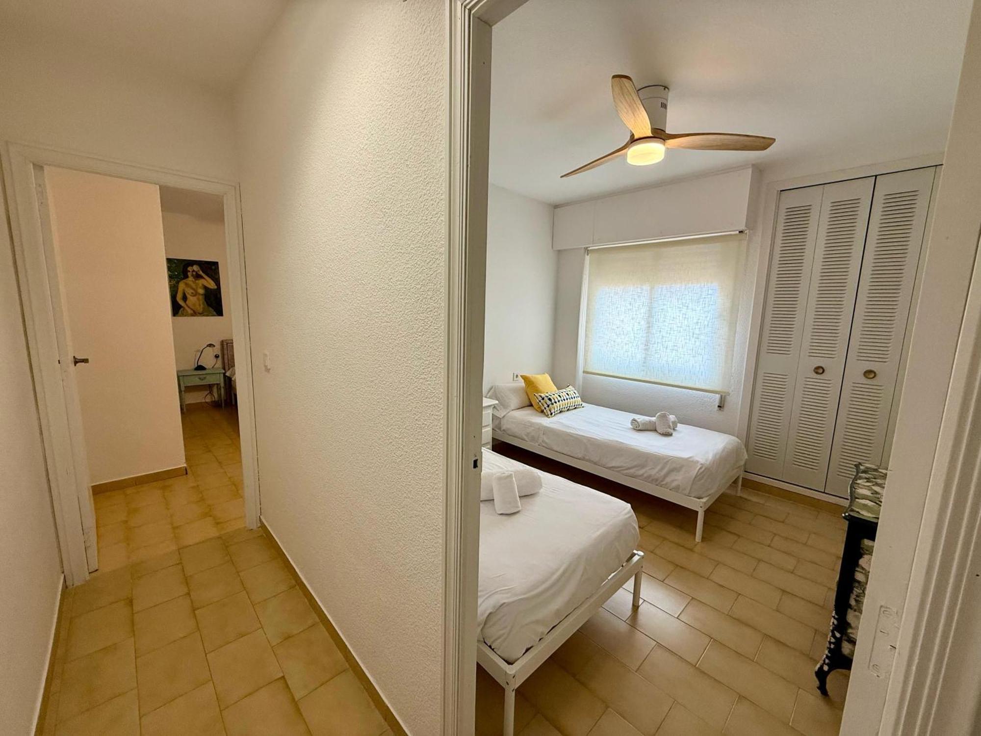 Apartamento Mistral Beach Кампелло Экстерьер фото